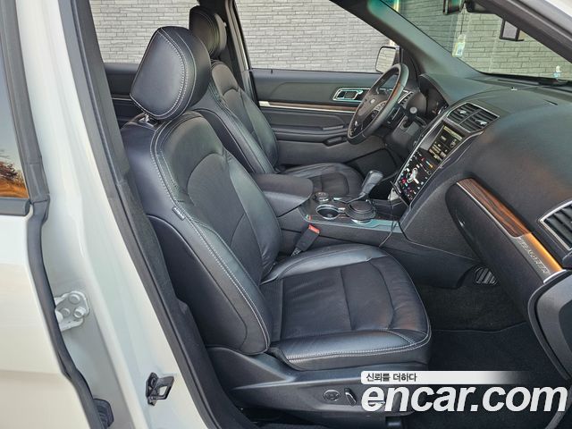 Ford Explorer 2.3 Limited 4WD 5th — пробег 70 000 км — фото 4 из 5
