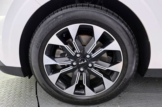 Kia Carnival Diesel 9-Seater Signature — пробег 92 357 км — фото 5 из 5