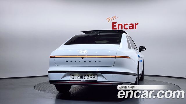 Hyundai Grandeur из Кореи Encar