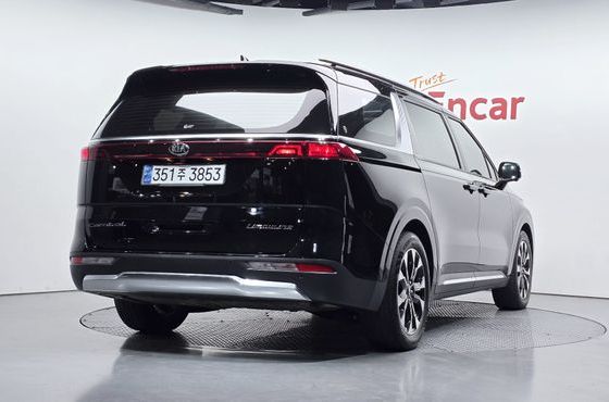 Kia Carnival 7-Seater Signature — пробег 92 019 км — фото 2 из 5