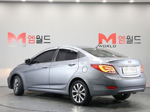 Hyundai Accent 1.6 GDI Premium — пробег 106 000 км — фото 4 из 5