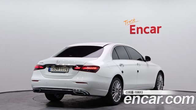 Mercedes-Benz E-Class из Кореи Encar
