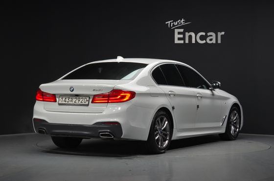 BMW 5-Series 520i M Sport — пробег 67 063 км — фото 2 из 5
