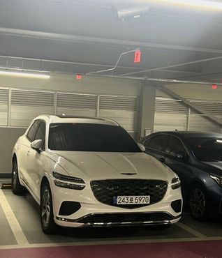 Genesis GV70 2.5T Gasoline AWD — пробег 9 600 км — фото 1 из 3