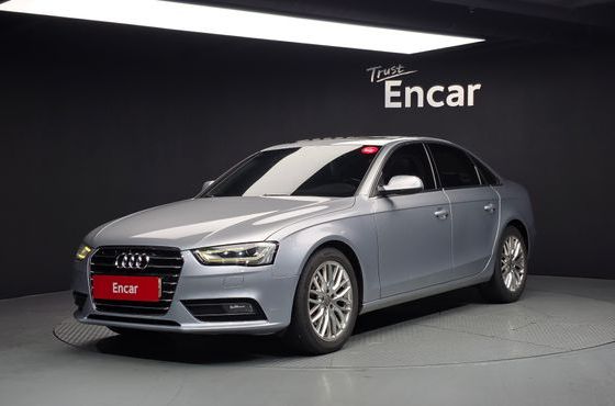 Audi A4 30 TDI Dynamic B8 — пробег 208 343 км — фото 1 из 5