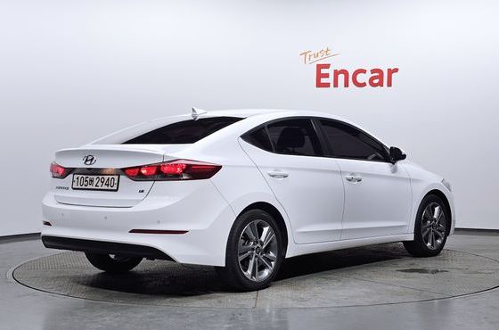 Hyundai AVANTE 1.6 GDI Value Plus — пробег 118 832 км — фото 2 из 5