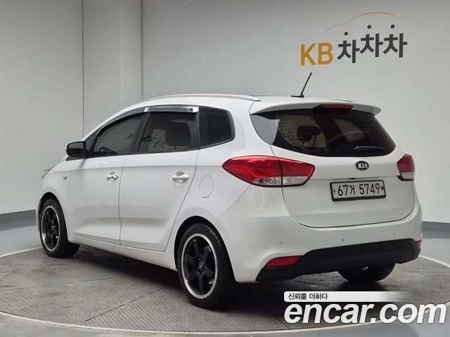 Kia Carens из Кореи Encar