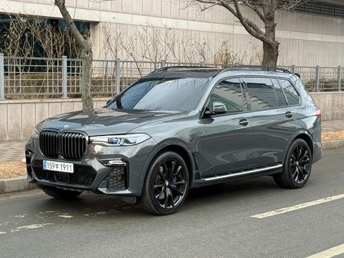 BMW X7 xDrive 40i M Sport Online Exclusive Edition 6 Seater — пробег 48 090 км — фото 2 из 5