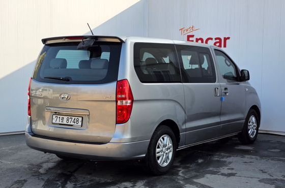 Hyundai Starex 12-Seater Wagon Modern — пробег 101 454 км — фото 2 из 5