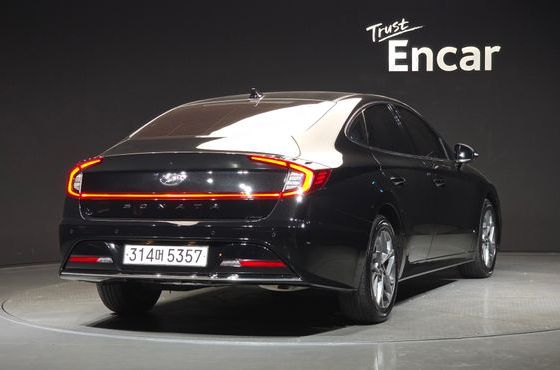 Hyundai Sonata 2.0 Premium Plus — пробег 76 797 км — фото 2 из 5