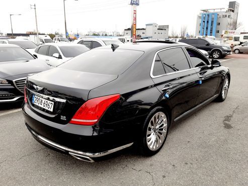 Genesis EQ900 3.8 GDI AWD Premium Luxury — пробег 150 000 км — фото 4 из 5