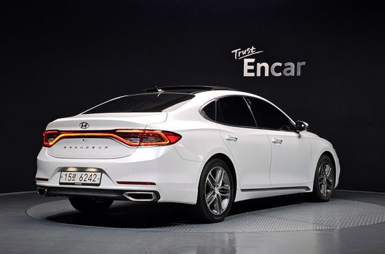 Hyundai Grandeur 2.4 Premium — пробег 92 285 км — фото 2 из 5