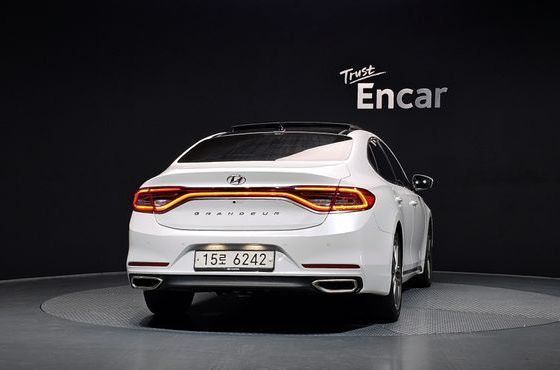 Hyundai Grandeur 2.4 Premium — пробег 92 285 км — фото 4 из 5
