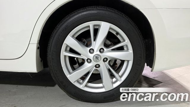 Nissan Altima из Кореи Encar