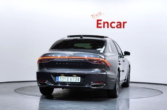 Hyundai Grandeur 2.5 Premium — пробег 45 232 км — фото 4 из 5