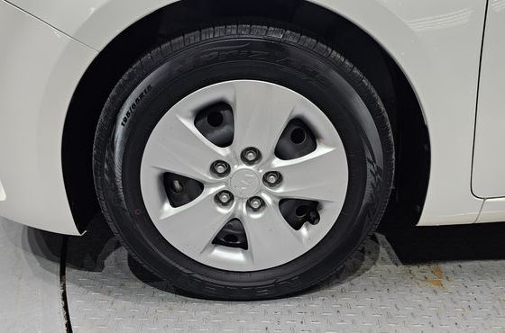 Kia K3 Deluxe — пробег 8 575 км — фото 5 из 5