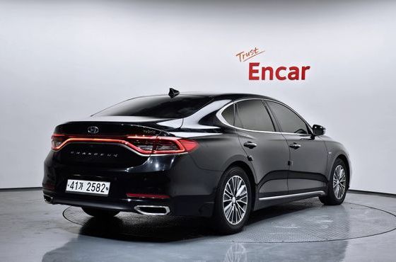 Hyundai Grandeur Exclusive Special — пробег 187 550 км — фото 2 из 5