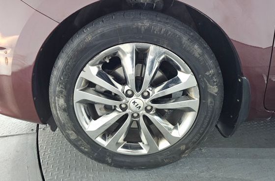 Kia Carnival 9-seater Prestige — пробег 181 770 км — фото 5 из 5