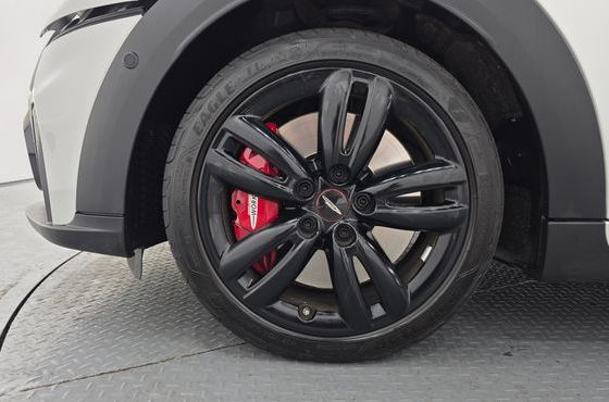 Mini Cooper Convertible JCW 3rd — пробег 7 645 км — фото 5 из 5
