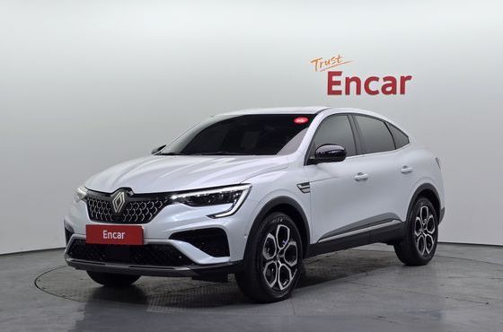 Renault (Samsung) Arkana 1.6 E-TECH Iconic — пробег 16 720 км — фото 1 из 5