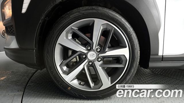 Hyundai Kona из Кореи Encar