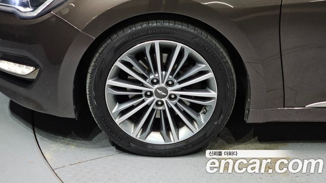 Hyundai Aslan из Кореи Encar