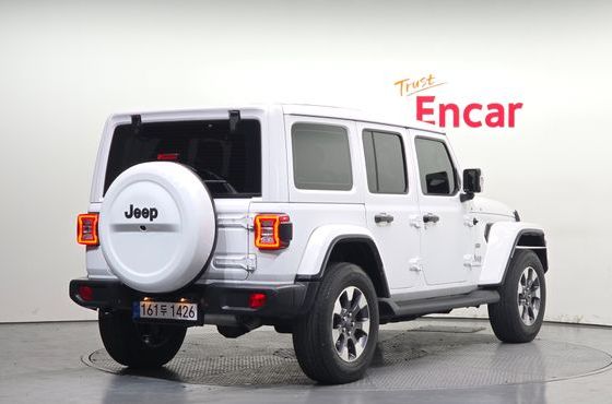 Jeep Wrangler 2.0 Overland Power Top 4Door — пробег 63 345 км — фото 2 из 5