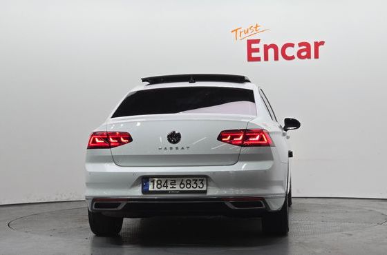 Volkswagen Passat 2.0 TDI Prestige — пробег 67 460 км — фото 4 из 5