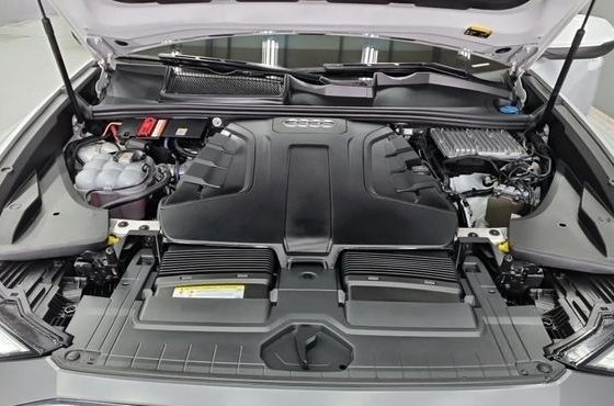 Audi Q8 50 TDI Quattro Premium — пробег 83 000 км — фото 5 из 5