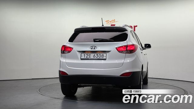 Hyundai Tucson Diesel 2WD X20 Smart — пробег 138 559 км — фото 4 из 5