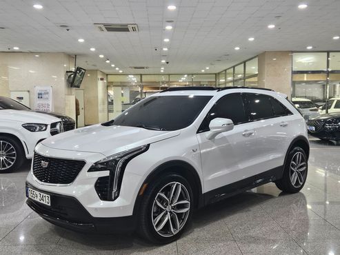 Cadillac XT4 2.0 Sport AWD — пробег 15 982 км — фото 1 из 5