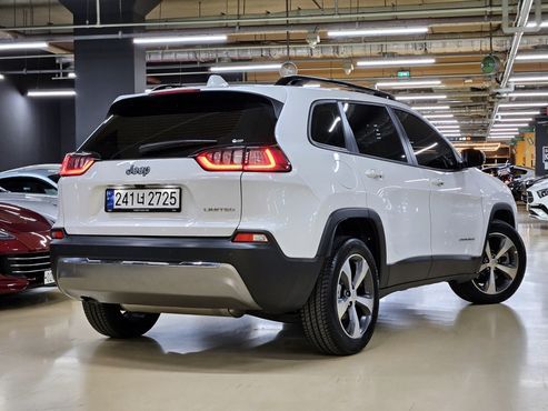 Jeep Cherokee 2.4 Limited 2WD — пробег 2 500 км — фото 2 из 5