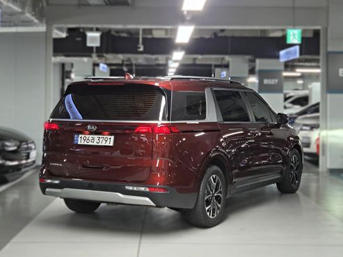 Kia Carnival Gasoline 9-Seater Prestige — пробег 51 414 км — фото 2 из 5