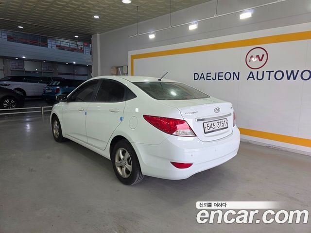 Hyundai Accent Diesel 1.6 VGT Premier — пробег 246 337 км — фото 3 из 5