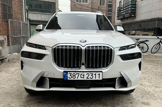 BMW X7 xDrive 40d Design Pure Excellence 6-Seater — пробег 42 159 км — фото 1 из 5