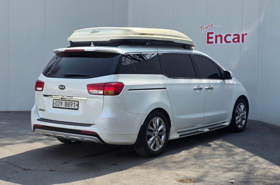 Kia Carnival 9-seater Noblesse — пробег 205 490 км — фото 2 из 5