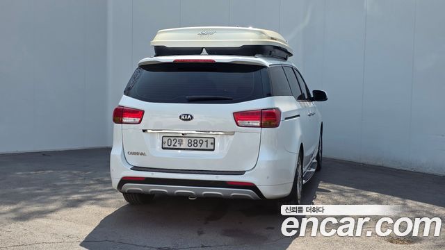 Kia Carnival из Кореи Encar