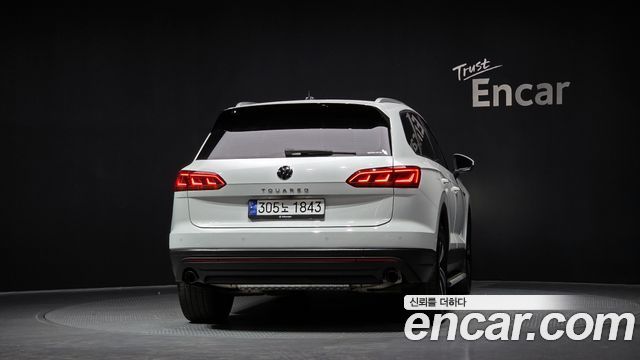 Volkswagen Touareg 3.0 TDI Premium — пробег 34 963 км — фото 4 из 5