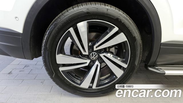 Volkswagen Touareg 3.0 TDI Premium — пробег 34 963 км — фото 5 из 5