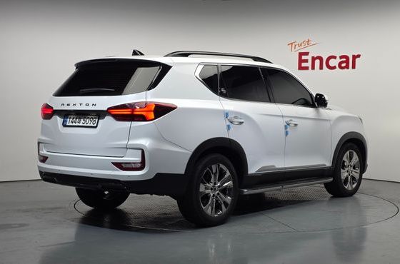 Ssangyong Rexton Diesel 2.2 4WD Signature — пробег 48 046 км — фото 2 из 5
