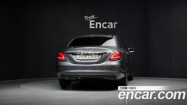 Mercedes-Benz C-Class из Кореи Encar