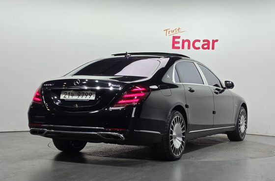 Mercedes-Benz S-Class Maybach S560 4MATIC — пробег 157 567 км — фото 2 из 5