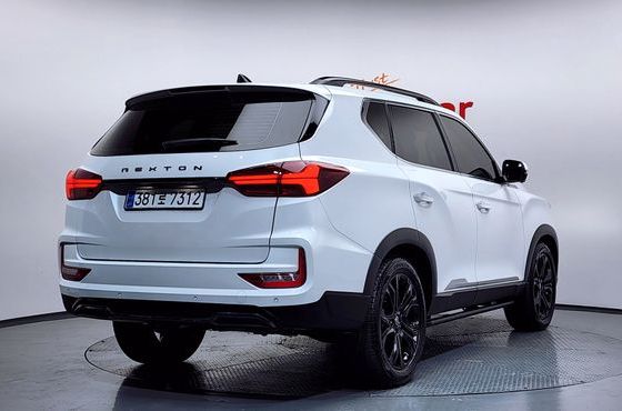 Ssangyong Rexton Diesel 2.2 4WD The Black — пробег 15 891 км — фото 2 из 5