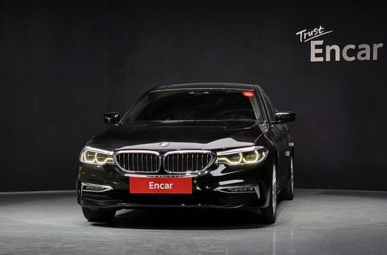 BMW 5-Series 520d Luxury Special Edition — пробег 125 799 км — фото 3 из 5