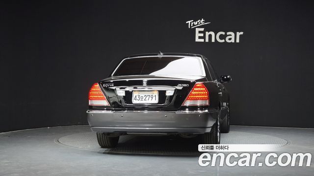 Hyundai Equus JS 330 Deluxe — пробег 98 023 км — фото 4 из 5