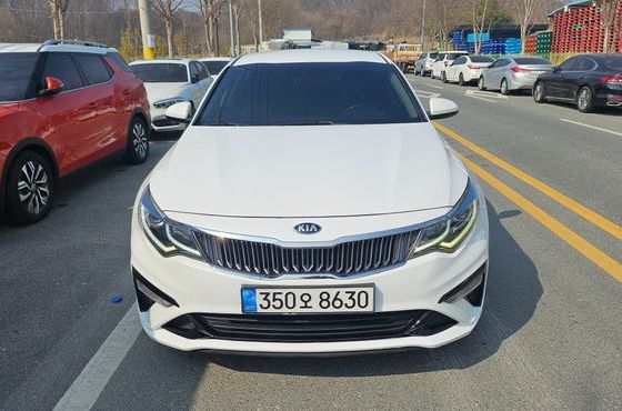 Kia K5 2.0 LPI Rental Car Luxury — пробег 85 000 км — фото 2 из 5
