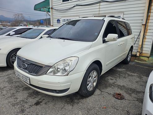 Kia Carnival New Carnival GX Standard — пробег 242 500 км — фото 3 из 5