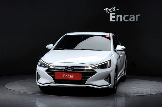 Hyundai AVANTE 1.6 Smart — пробег 92 502 км — фото 3 из 5