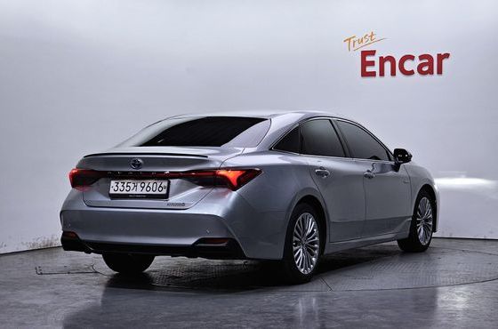 Toyota Avalon 2.5 Hybrid — пробег 92 842 км — фото 2 из 5