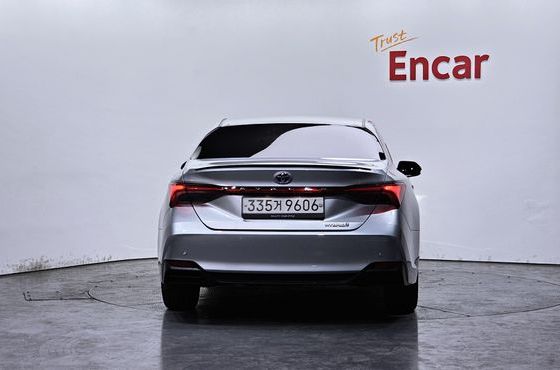Toyota Avalon 2.5 Hybrid — пробег 92 842 км — фото 4 из 5